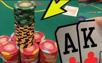 What Poker Bloggers and Streamers are Willing to Do for Popularity
